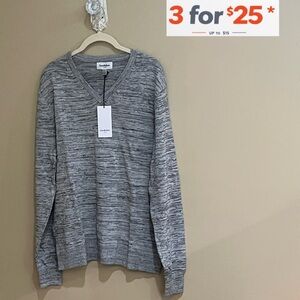 Target Gray Long Sleeve V-neck classic Sweater size large